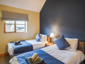 3 bedrooms, free WiFi, bed sheets