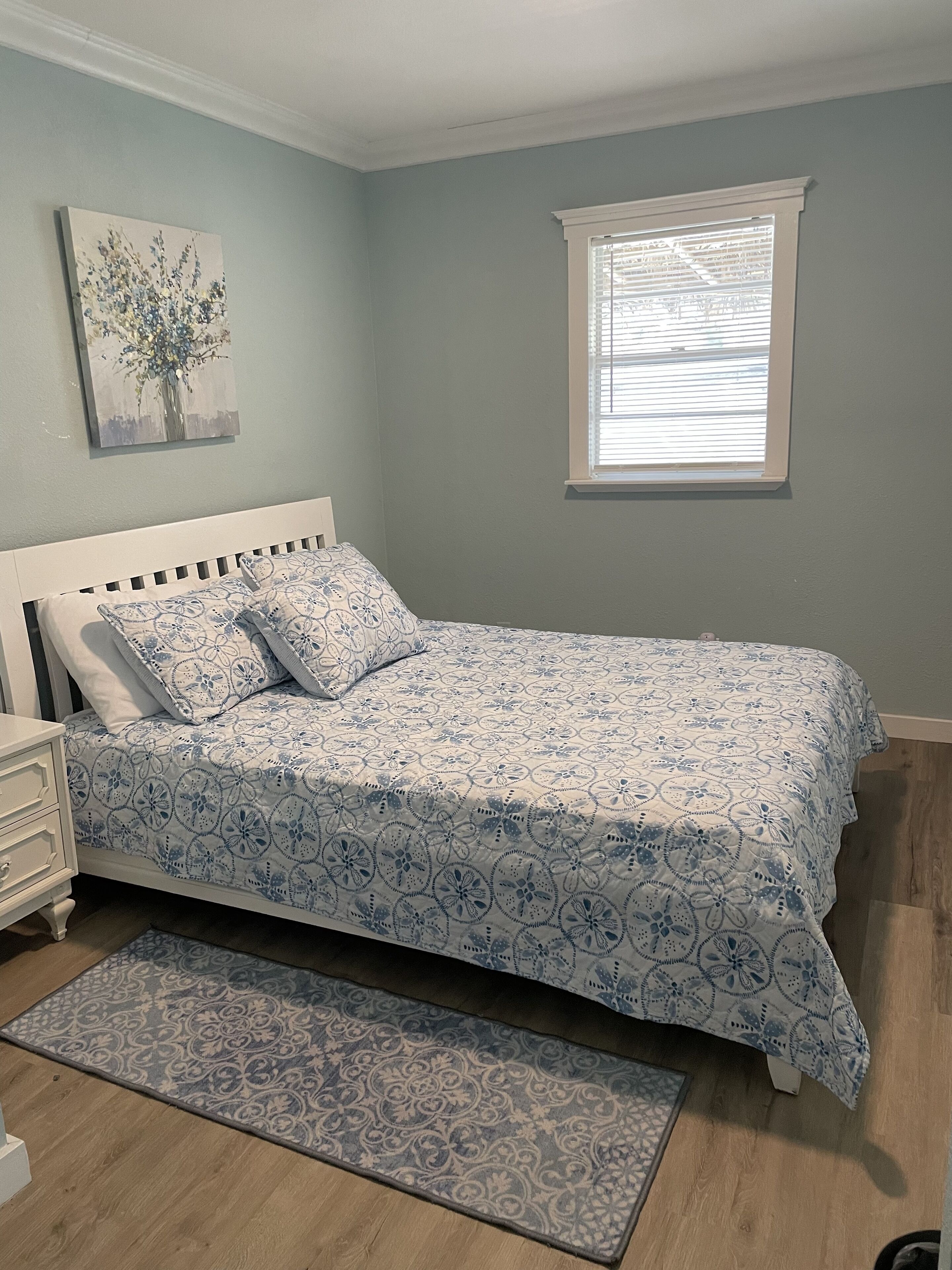 Relax in our peaceful and cozy little bungalow. Home away from home.