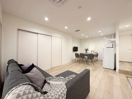 Apartamento Premium | 2 dormitorios, escritorio, espacio para trabajar con un portátil