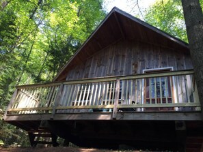 Exterior - Cabin 2 Austrian Chalet (Waterbury)