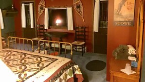 Unclassified image, 3 of 4, button - Stowe Austrian Chalet (Waterbury)