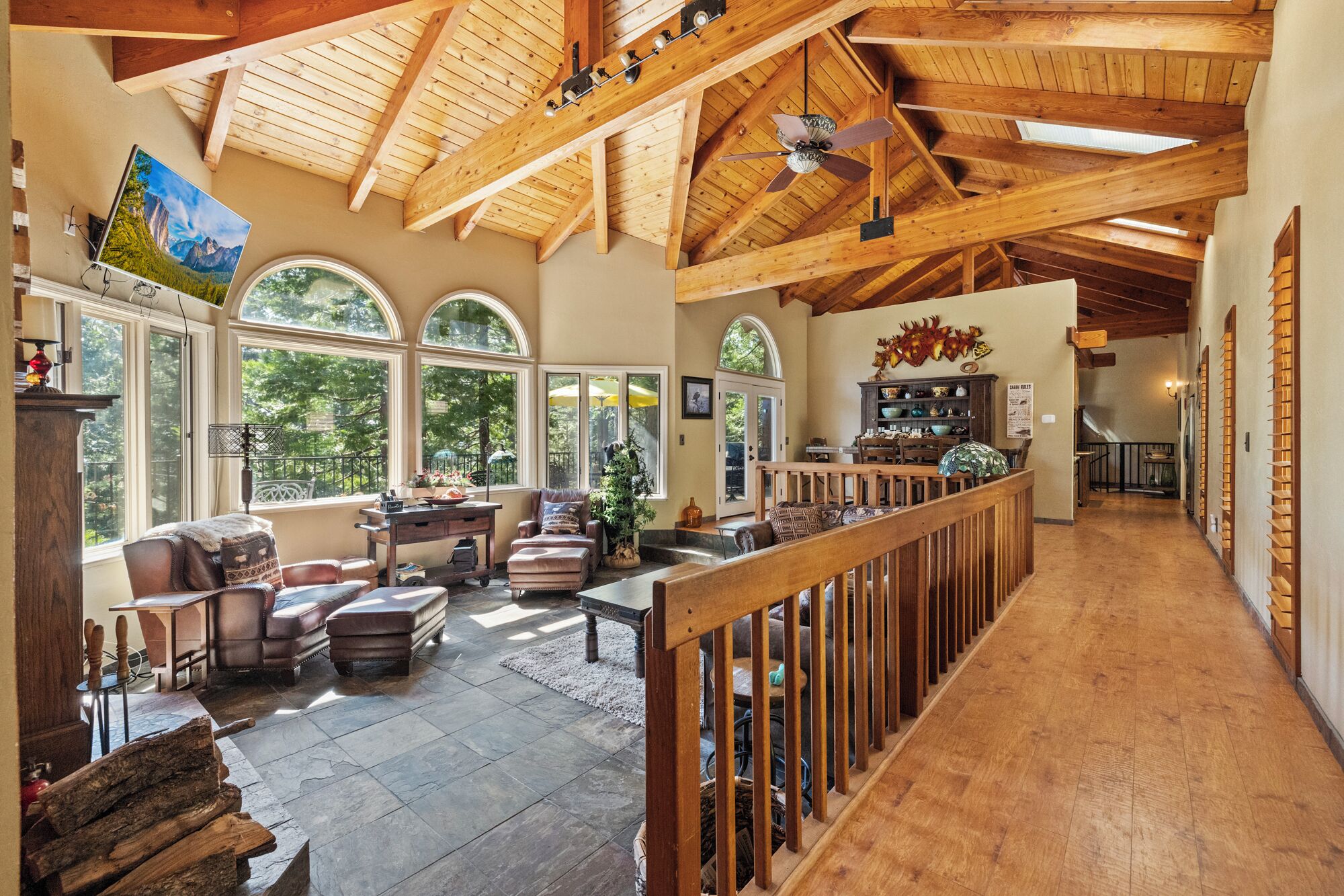 Dardanelle Retreat - 4,200 sqft summer paradise with gorgeous views!
