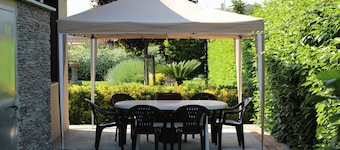 Family-friendly holiday House in Anguillara Sabazia with Parking and a Garden