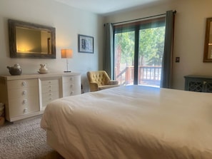 2 chambres, bureau, Wi-Fi gratuit, draps fournis