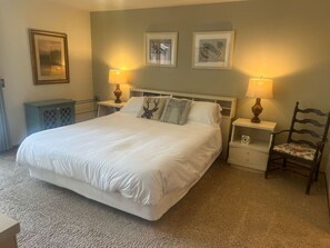 2 chambres, bureau, accès au Wi-Fi (inclus), literie fournie