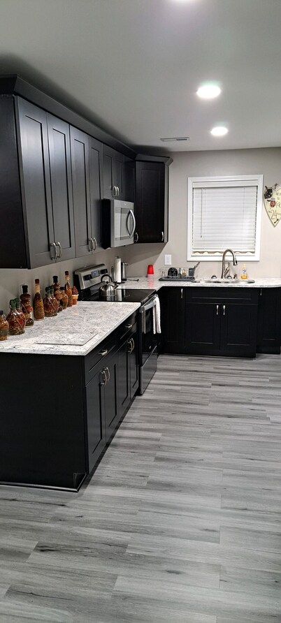 Family-Friendly 3BR Near Alabama Campus – Quiet + Convenient!