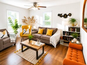 TV, fireplace, stereo - Walk to Beach and Downtown: Wellington PEC Cottage (Prince Edward)