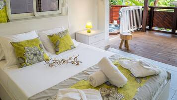 Bungalow Romantis | 1 kamar tidur, seprai premium, dan bantalan ekstra lembut