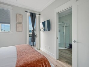2 Schlafzimmer, Schreibtisch, Bügeleisen/Bügelbrett, kostenloses WLAN