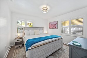 4 soverom, strykejern/-brett, wi-fi og sengetøy