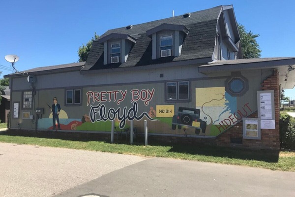 YES! Pretty Boy Floyd's Hideout after the famous Sylvania Ohio bank robbery... as described by an eye witness on municipal tape in 2010.