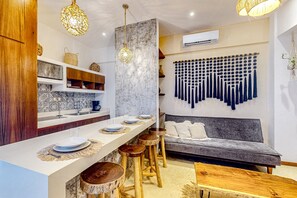 Interior - Ground-floor apt near downtown Tulum with rooftop pool, gym, soaking tub, & AC (Tulum)