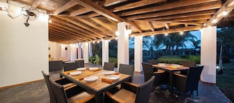 Zenquility Inn & Tavern