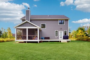 Exterior - Newly-built home on a grassy lot with washer/dryer & screened deck (Sawyer)