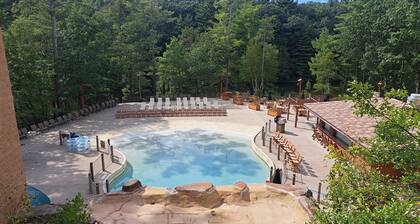 Inviting studio near skiing with on-site golf, central AC, balcony, & free WiFi