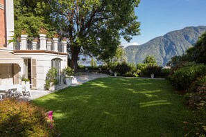 9 bedrooms - Villa Artemisia by Myvillacollection (Tremezzina)