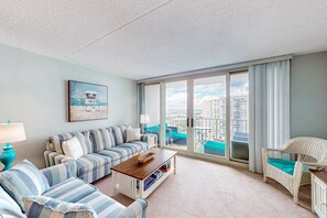 TV, ping pong - 16th-floor ocean-view condo with game room, in/outdoor pools, tennis, saunas, AC (Ocean City)