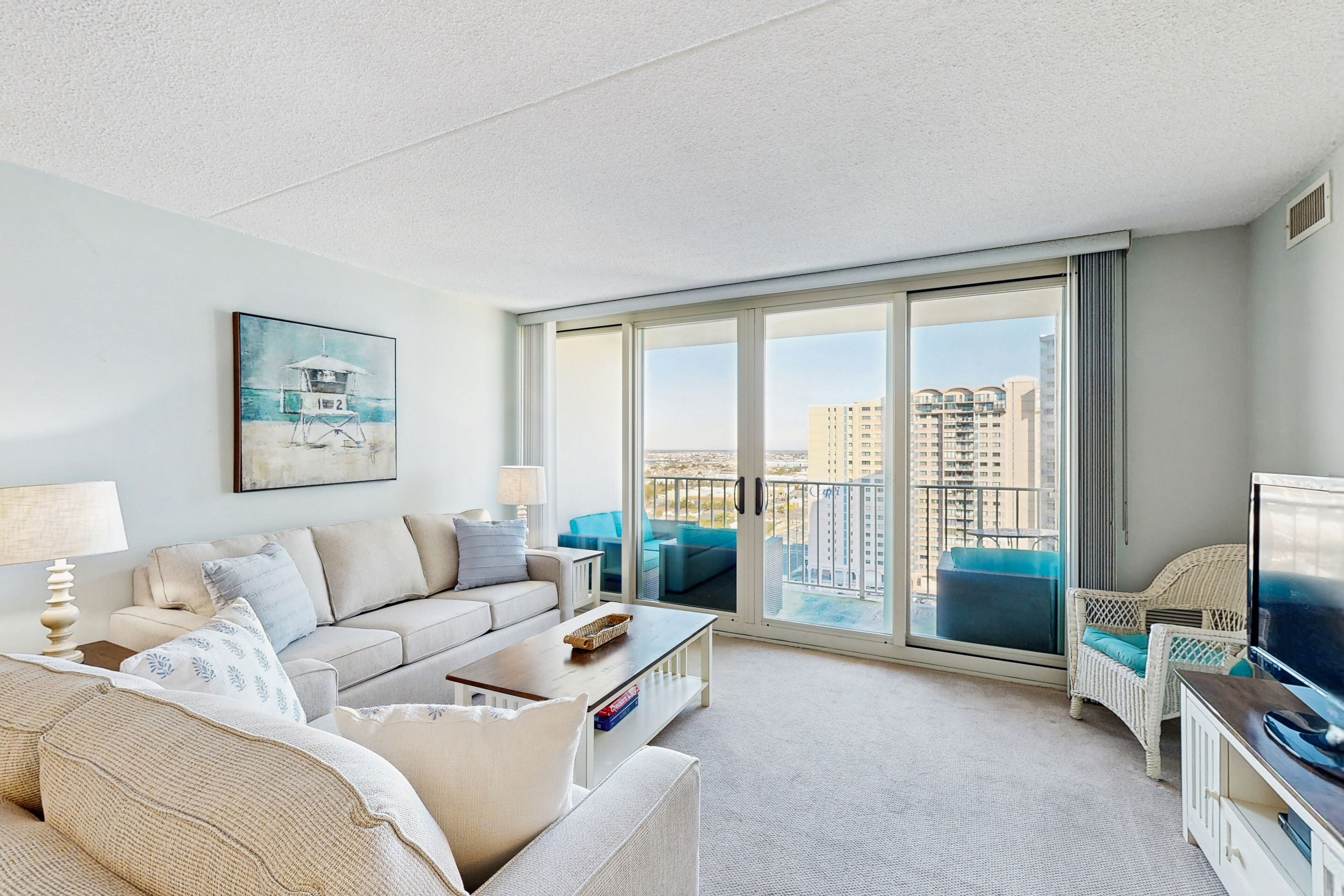 Fernseher, Tischtennisplatte