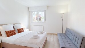 Iron/ironing board, free WiFi, bed sheets - Brasseur (Colmar)