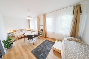Habitación cuádruple familiar | 1 dormitorio, wifi gratis, ropa de cama