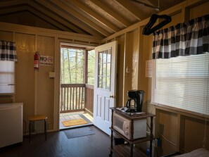 Traditional Cabin - Boyer's Pond Campground (Central City)