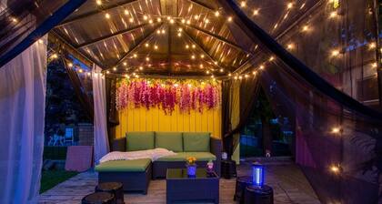 Family Beach Romantic Getaway+park pass+boat dock