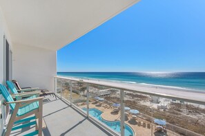 Property grounds - Rates Dropped! - Luxury Gulf-Front Condo. Gym, Heated Pool & Hot Tub (Destin)