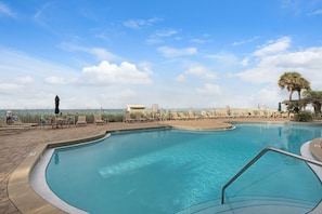 Beheizter Pool