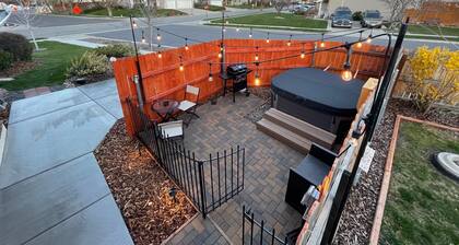 THE HIDEAWAY: Charming, 2-bedroom apartment near ski slopes & Wasatch Mountains.