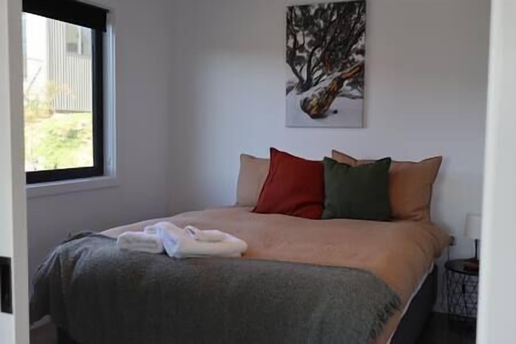 2 sovrum, strykjärn/strykbräda, wi-fi och sängkläder