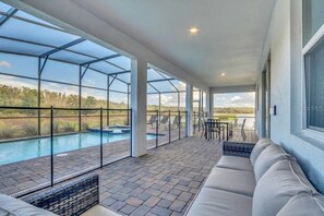 Pool - 9BR/5BA Game/Pool/Theater/Lakeview/Free waterpark Villa close to Disney (Kissimmee)