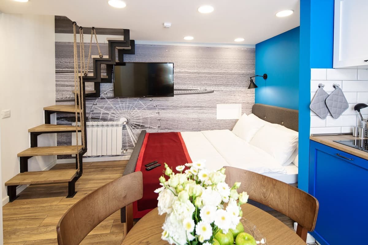Family Apartment | Egyptian cotton sheets, premium bedding, in-room safe, desk