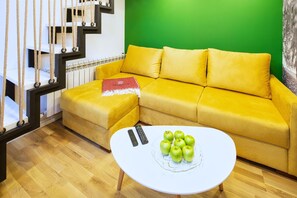 Egyptian cotton sheets, premium bedding, in-room safe - Rest Studios (Baku)