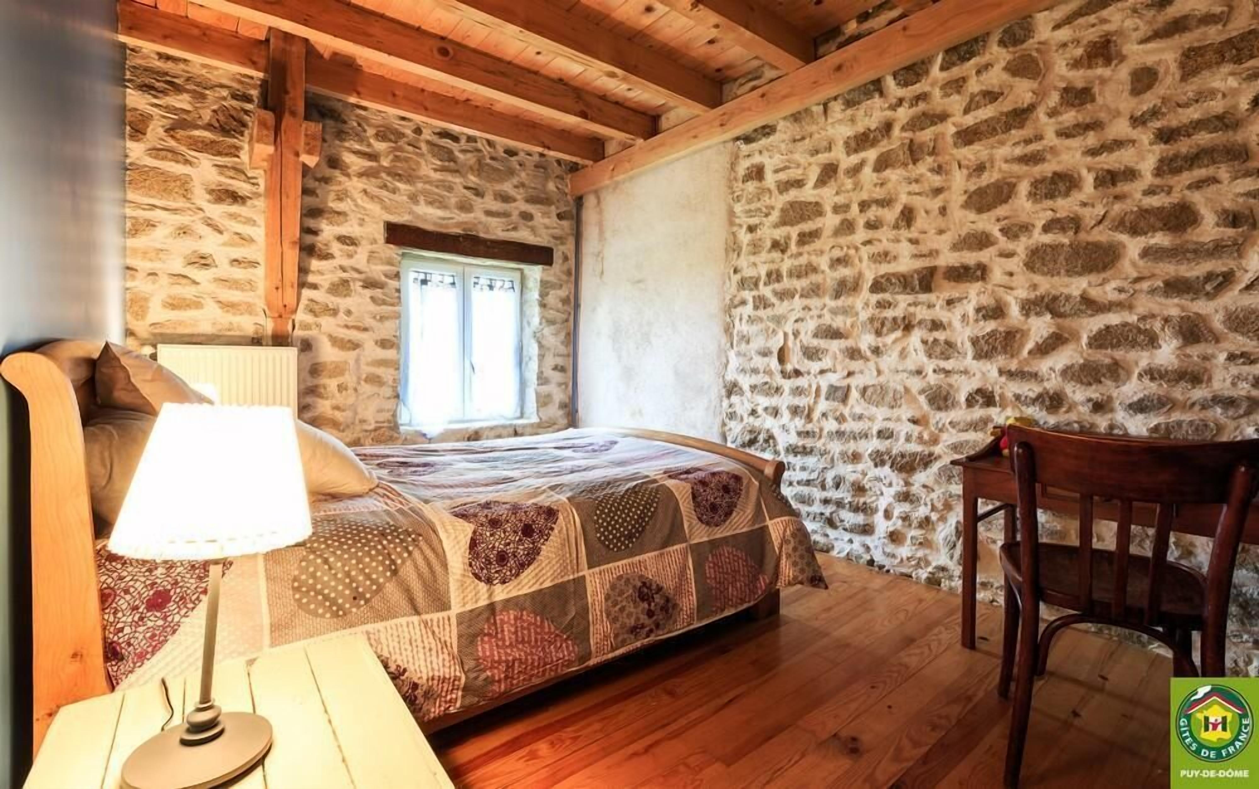 5 bedrooms