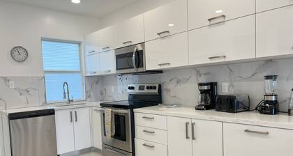 Recently renovated villa close to the beach