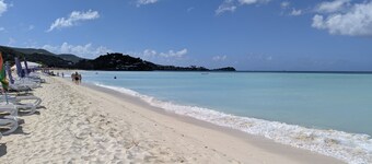 Recently renovated villa close to the beach