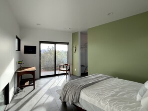 3 chambres, fer et planche à repasser, Wi-Fi, draps fournis
