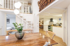 Interior - Daplace - Iris Apartment (Roma)