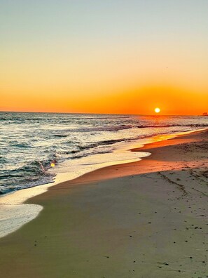 A la platja, gandules de platja i tovalloles de platja 