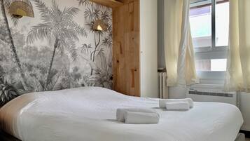1 habitación, tabla de planchar con plancha, wifi y ropa de cama
