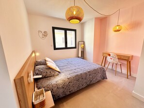 1 sovrum, strykjärn/strykbräda, wi-fi och sängkläder