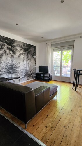 Petit Confort - T3 Proche Commodités - Parking Prive - Hyper-centre