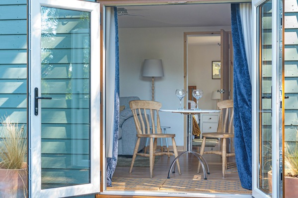 Exterior | Island Lodge - Island Holidays, Little Baddow, near Chelmsford