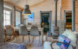 Dining - Pet friendly home in Bjorli (Bjorli)