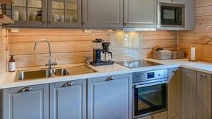 茶具/咖啡用具、冰箱、微波炉、洗碗机
