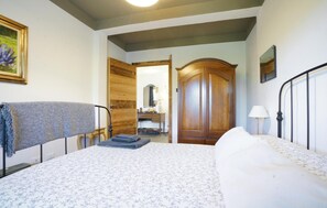 2 habitaciones, cuna de viaje y wifi gratis 