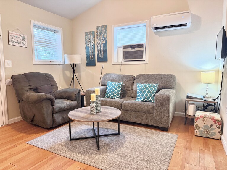 Central/charming Apt 2 Br/1 Bath.close To Airport 15min. Private Entry - Charleston, SC