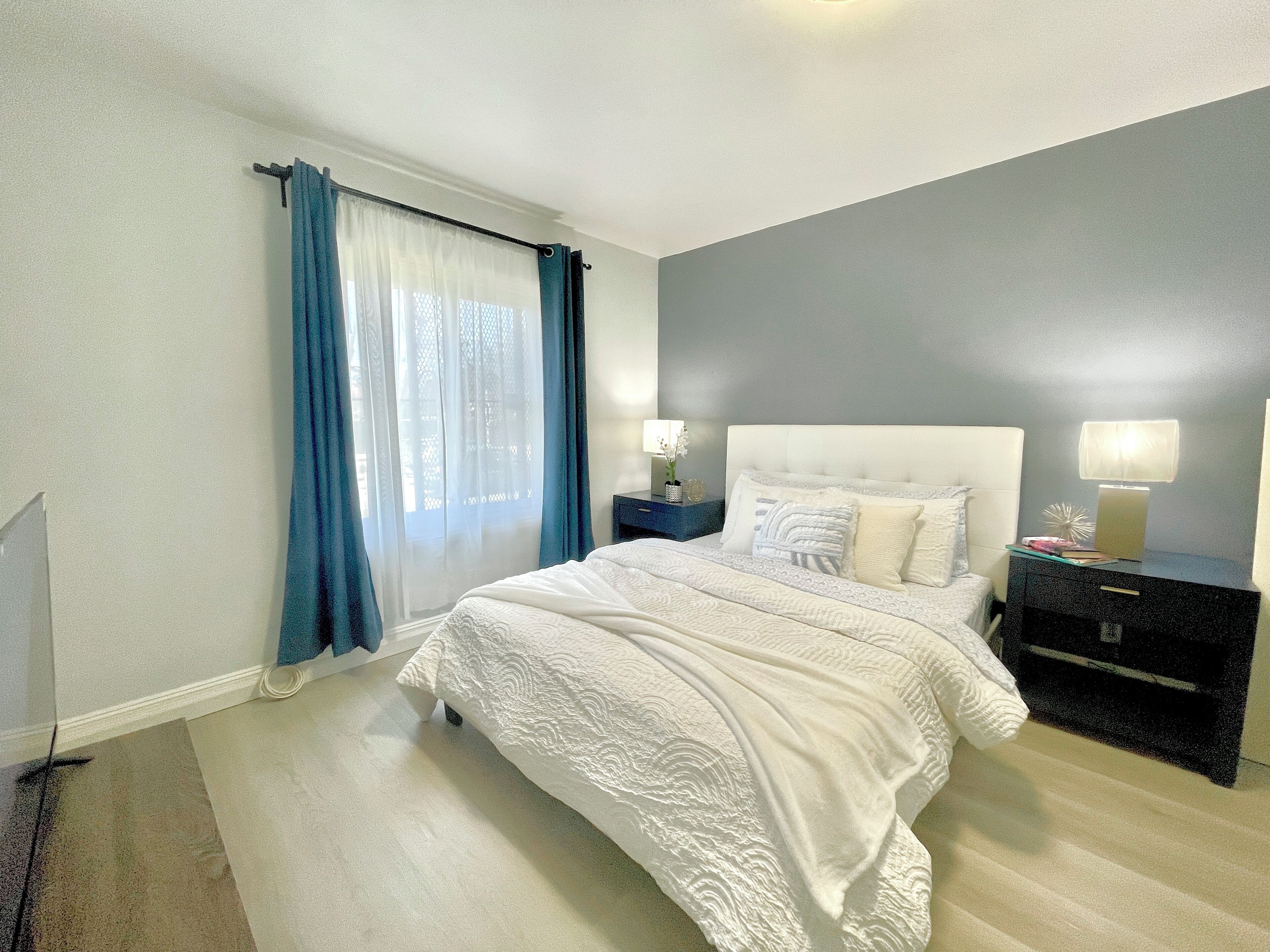 1 slaapkamer, een bureau, gratis wifi, beddengoed