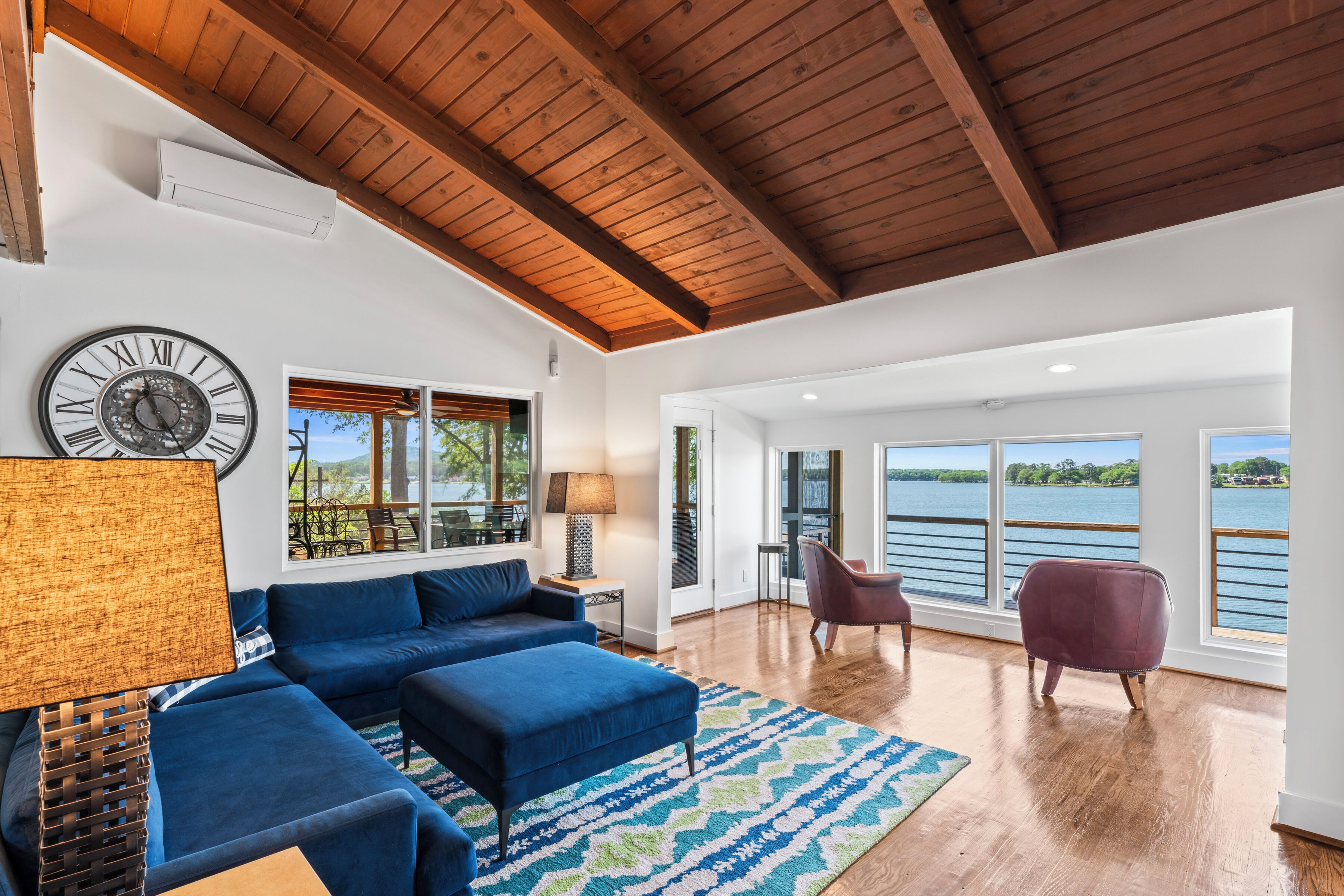 Smart-tv, stereoanlæg