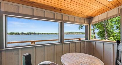 Luxury and Cozy Talladega Lakefront retreat with the best sunset views!